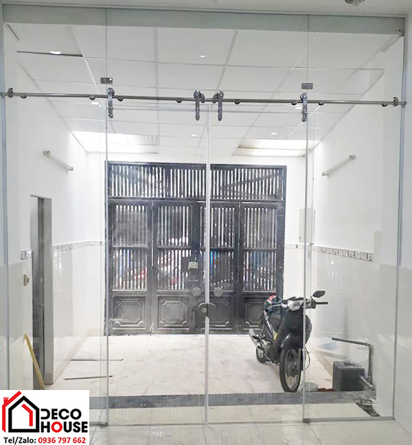 Cửa kính cường lực nhà ống đẹp