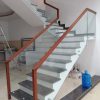 Cầu thang kính không trụ đẹp