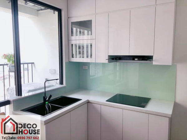 Mẫu kính cường lực bếp đẹp chung cư