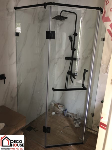 Vách kính phòng tắm phụ kiện màu đen