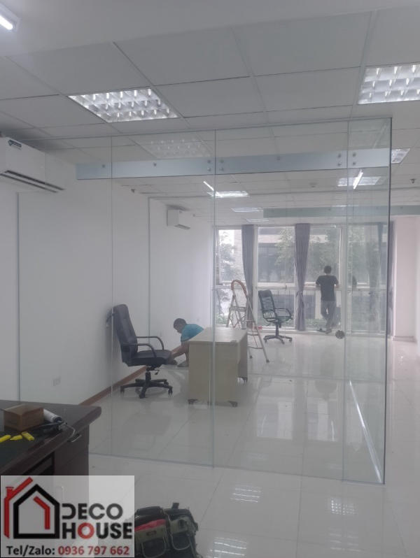 vách kính văn phòng tại Bắc Từ Liêm