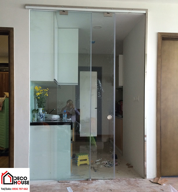 Thi công cửa kính cường lực lùa 1 cánh