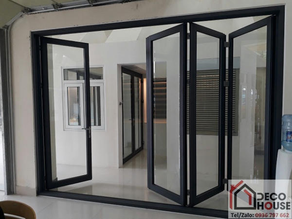 Cửa lùa xếp gấp nhôm PMA 4 cánh