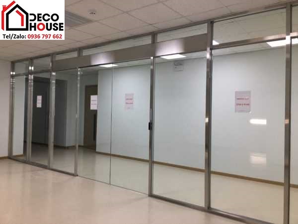 Thi công vách kính khung inox tại Hà Nội